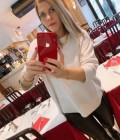 Rencontre Femme : Olga, 39 ans à France  Evry